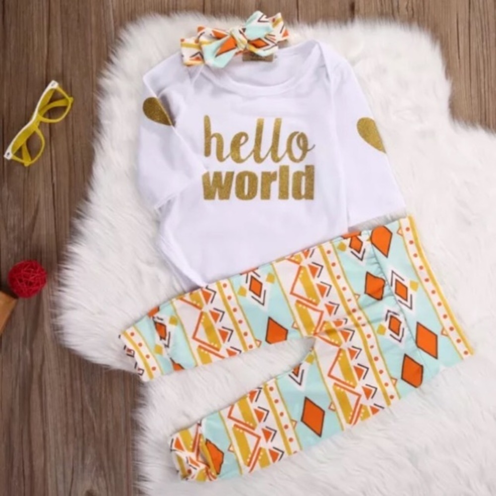 New 3pc Girl’s Hello World Outfit size 12-18m
